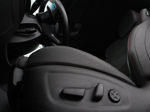 Hyundai i30 1.5 T-GDi MHEV N Line | Stoelverwarming | Leder/Alcantara | Adaptive cruise | Memory | Carplay | Camera | Navigatie | Keyless | Full LED | 18'' | Side Assist | Parkeerhulp