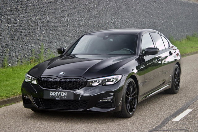 BMW 3 Serie - 330i High Executive Edition