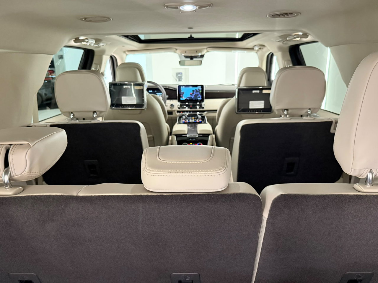 Lincoln Navigator