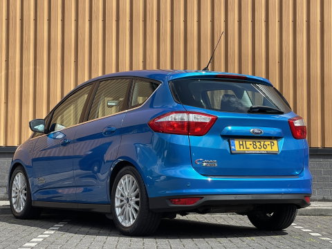 Ford C-MAX 2.0 Plug-in Hybrid Titanium Plus | Leder | Camera | Panoramadak | Stoelverwarming | Elektrische Achterklep | Keyless Go / Keyless Entry | DAB+ | Parkeersensoren | Navigatie |