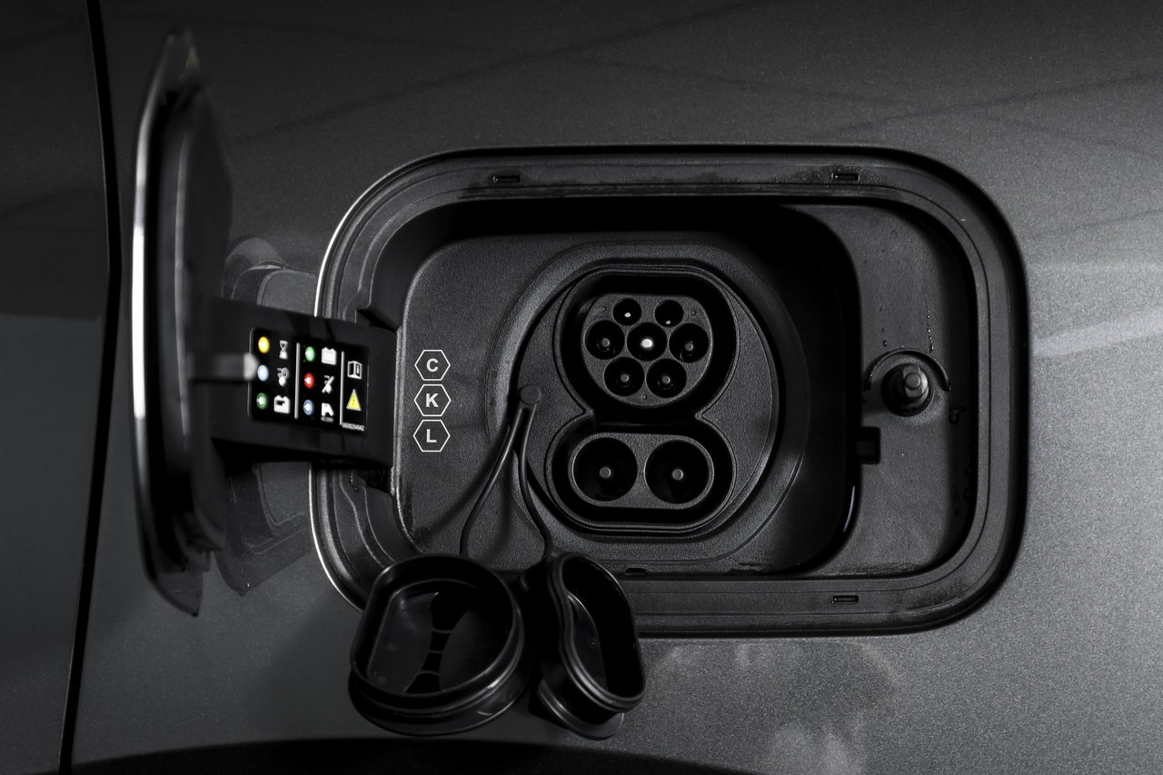 Lynk & Co 08