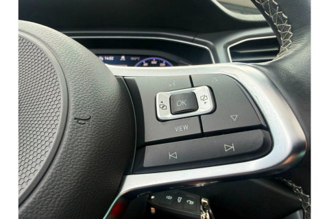 Volkswagen T-Roc 1.5 TSI R-LINE CABRIO 150PK AUTOMAAT AIRCO NAVI.