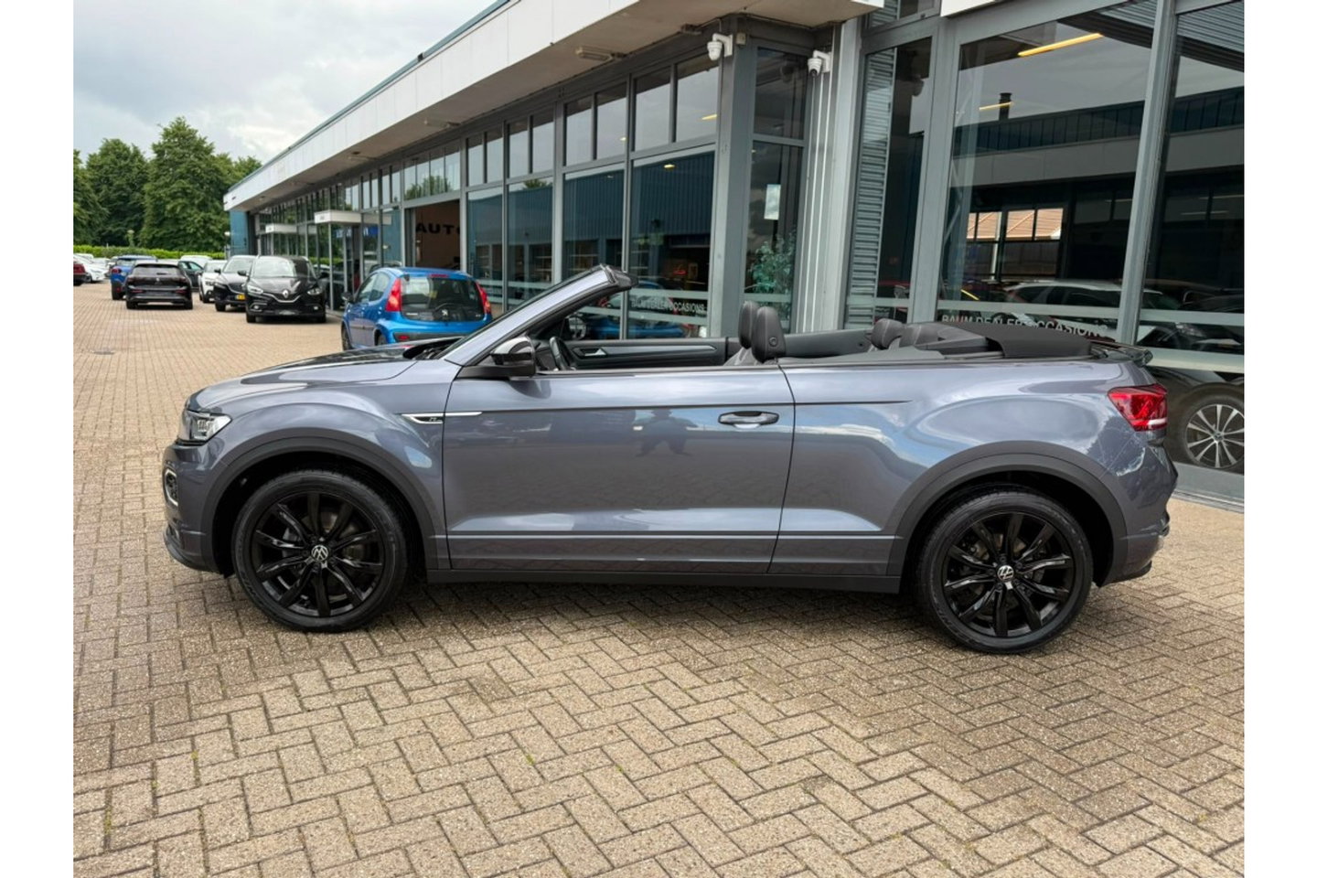 Volkswagen T-Roc 1.5 TSI R-LINE CABRIO 150PK AUTOMAAT AIRCO NAVI.