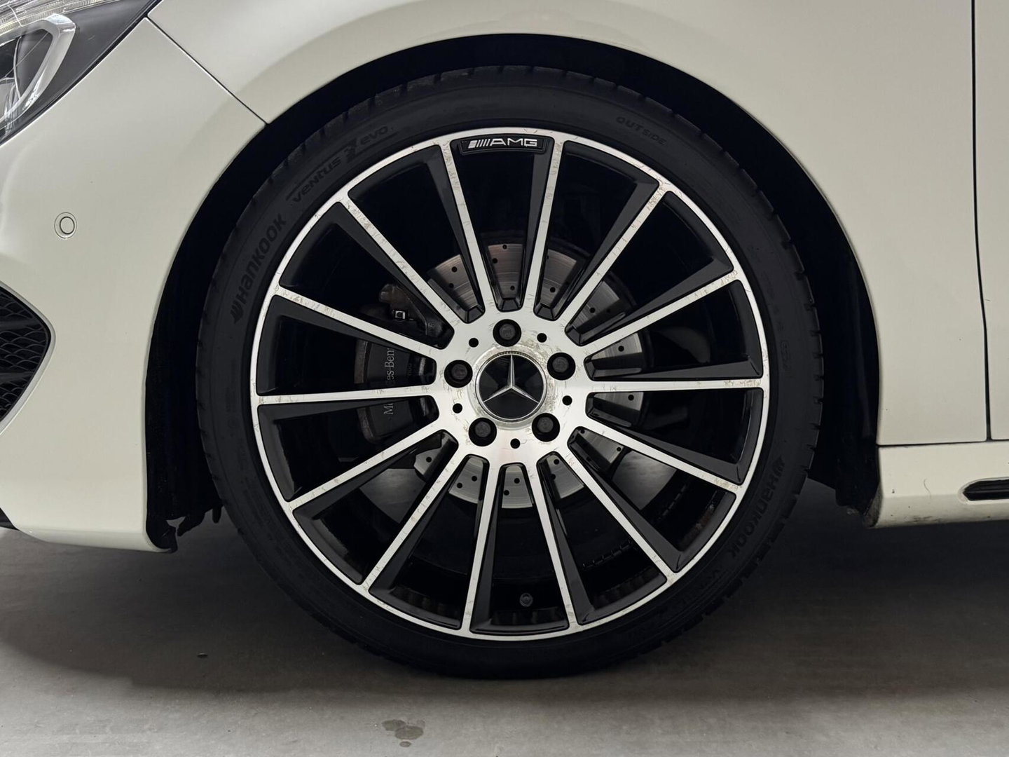 Mercedes-Benz CLA 200 AMG Pano Leer NAVI ACC Camera