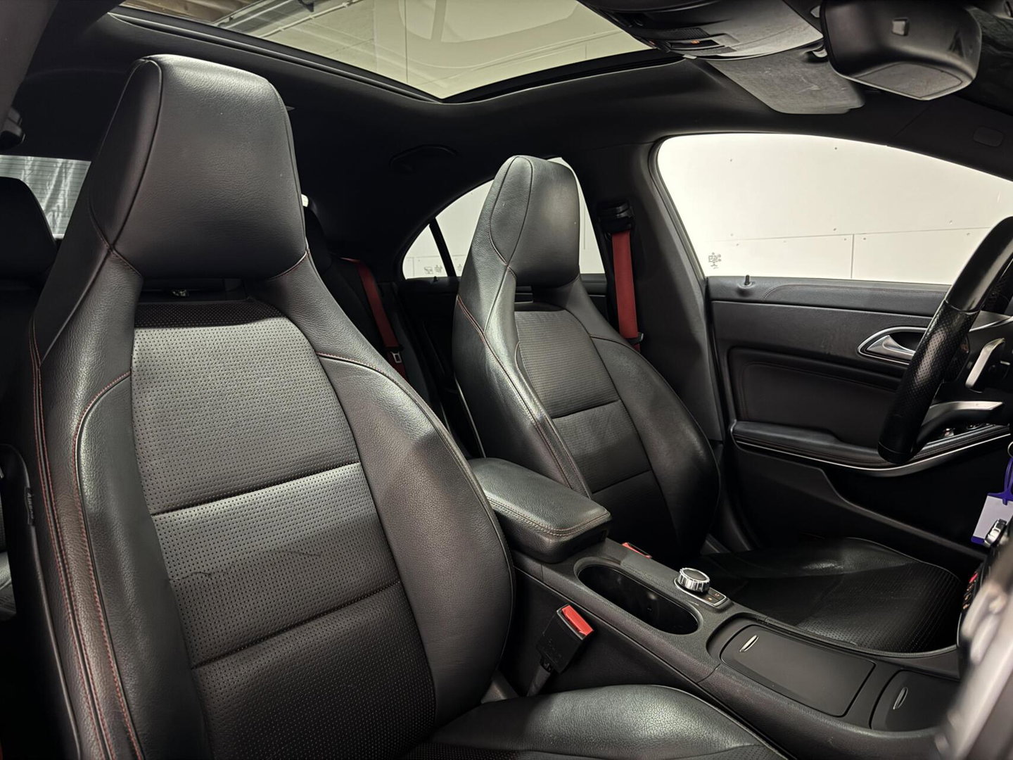 Mercedes-Benz CLA 200 AMG Pano Leer NAVI ACC Camera