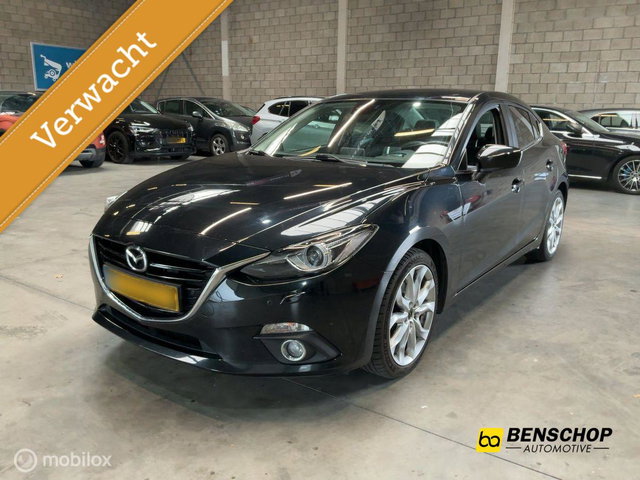 Mazda 3 - 2.0 GT-M Leer Navi Bose PDC LED 18 inch Stoelverwarming