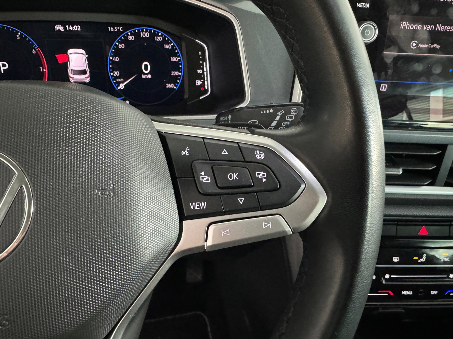 Volkswagen T-Roc 1.5 TSI R-Line Keyless|Sfeer|IQ|Camera|Lane