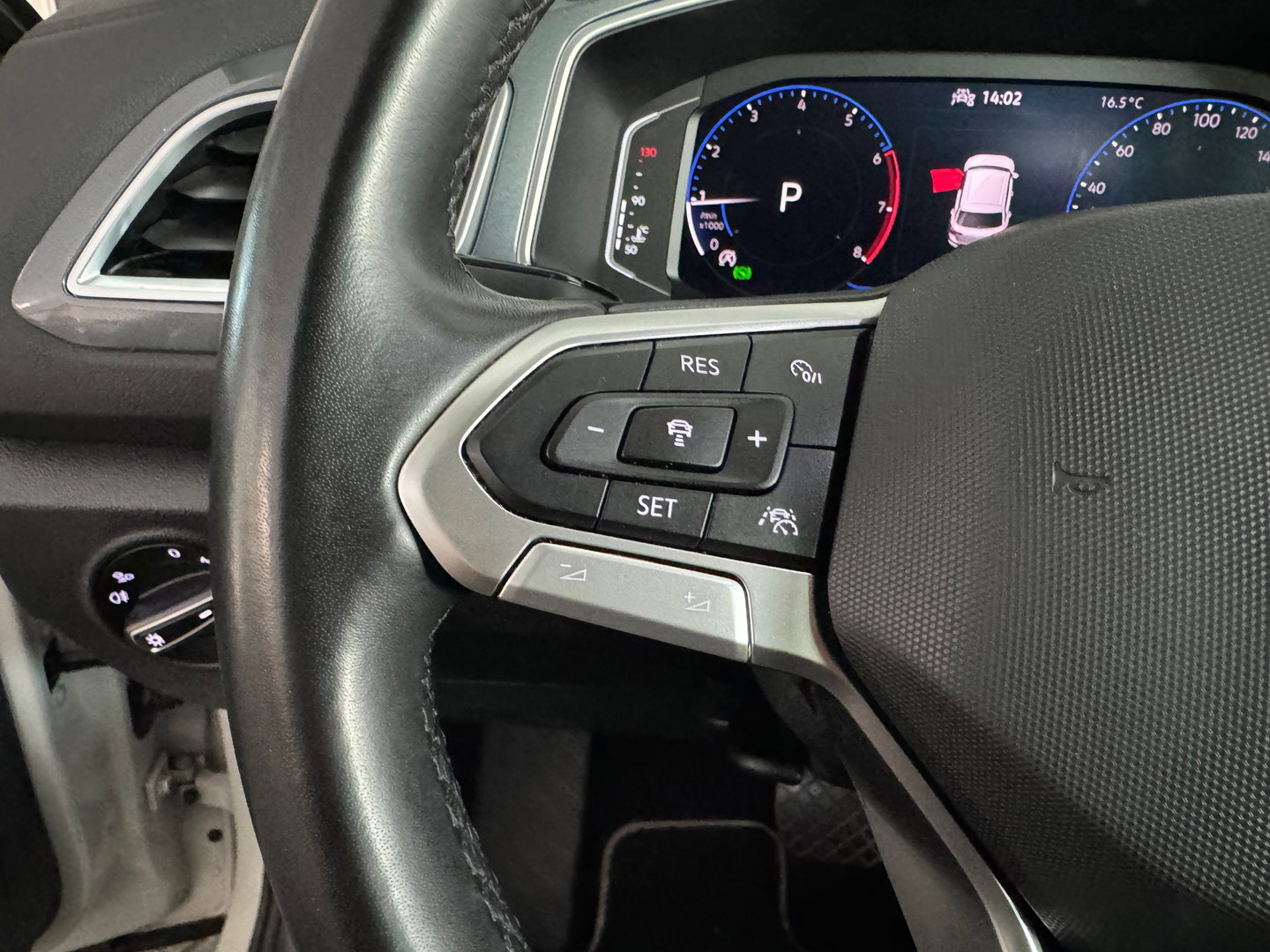 Volkswagen T-Roc 1.5 TSI R-Line Keyless|Sfeer|IQ|Camera|Lane