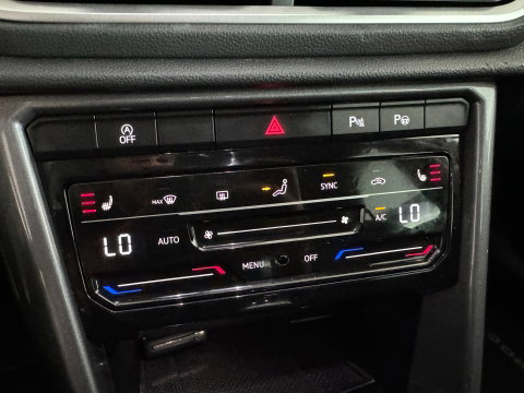 Volkswagen T-Roc 1.5 TSI R-Line Keyless|Sfeer|IQ|Camera|Lane