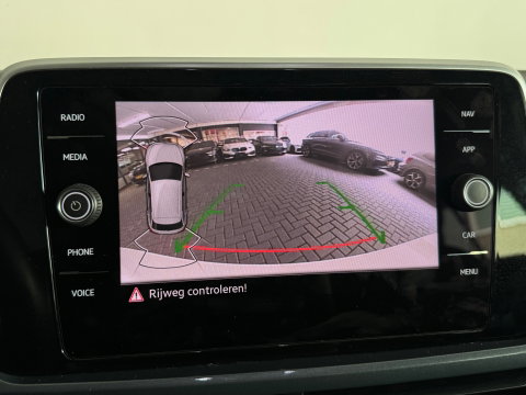 Volkswagen T-Roc 1.5 TSI R-Line Keyless|Sfeer|IQ|Camera|Lane