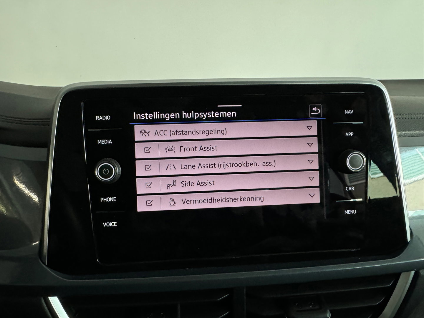Volkswagen T-Roc 1.5 TSI R-Line Keyless|Sfeer|IQ|Camera|Lane