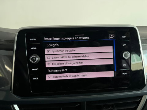 Volkswagen T-Roc 1.5 TSI R-Line Keyless|Sfeer|IQ|Camera|Lane