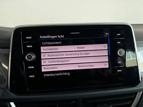 Volkswagen T-Roc 1.5 TSI R-Line Keyless|Sfeer|IQ|Camera|Lane
