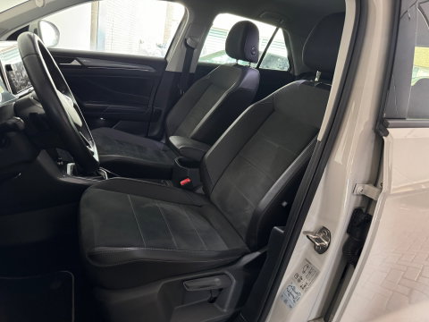 Volkswagen T-Roc 1.5 TSI R-Line Keyless|Sfeer|IQ|Camera|Lane