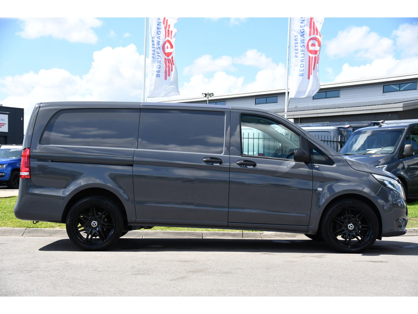 Mercedes-Benz Vito 116 CDI L2 PB Edition Camera, Cruise, Carplay, LED, 164pk, Automaat, Multimedia, Uniek!