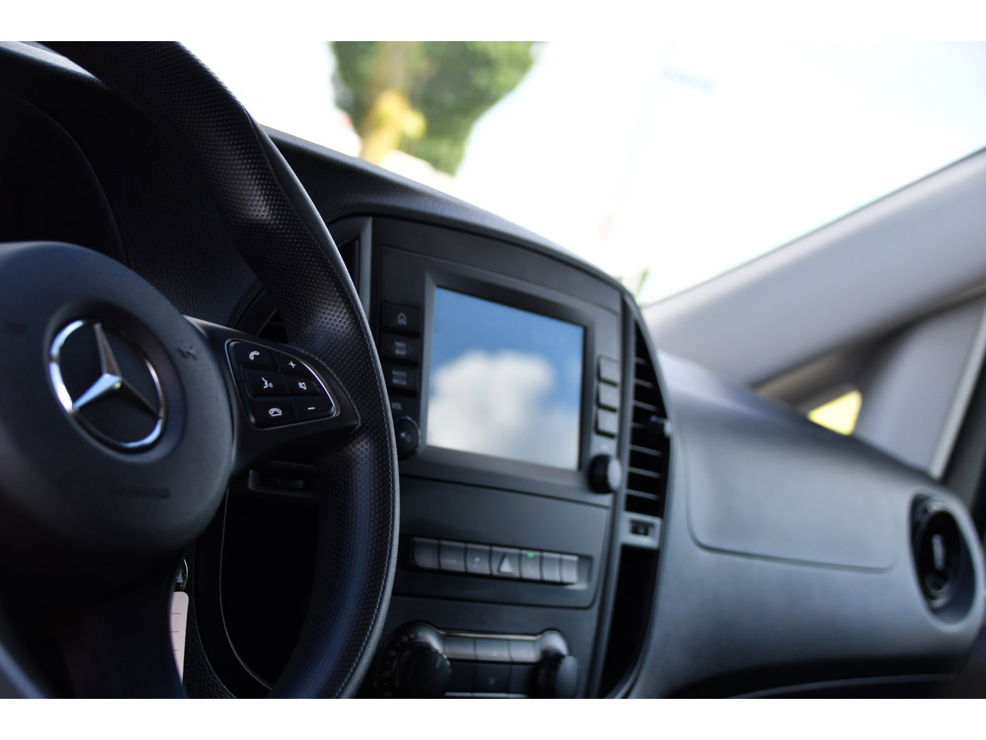 Mercedes-Benz Vito 116 CDI L2 PB Edition Camera, Cruise, Carplay, LED, 164pk, Automaat, Multimedia, Uniek!