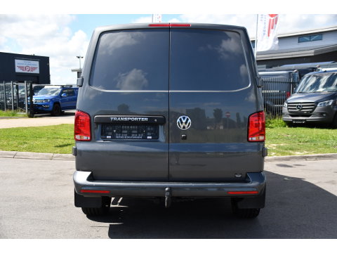Volkswagen Transporter 2.0 TDI L1H1 30 Bulli Edition Adaptieve Cruise, Camera, Carplay, LED, Stoelverwarming, Standkachel, 150pk, Trekhaak, Uniek!