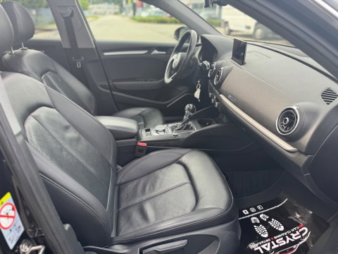 Audi A3 Sportback 35 TFSI Design S Tronic Panorama Leder Led