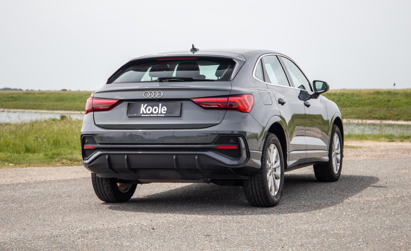 Audi Q3 Sportback 45 TFSI e Edition ADAPTIVE CRUISE  / CARPLAY / DEALER ONDERHOUDEN / AUTOMAAT