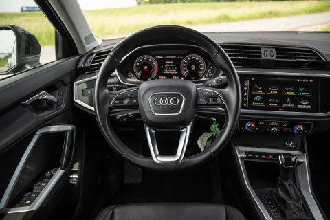 Audi Q3 Sportback 45 TFSI e Edition ADAPTIVE CRUISE  / CARPLAY / DEALER ONDERHOUDEN / AUTOMAAT