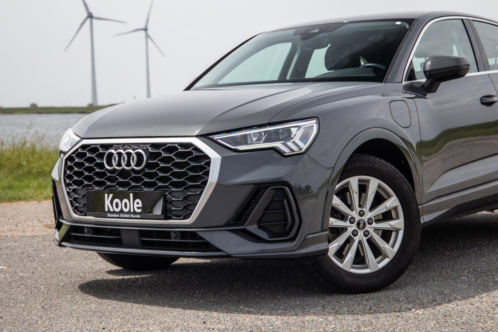 Audi Q3 Sportback 45 TFSI e Edition ADAPTIVE CRUISE  / CARPLAY / DEALER ONDERHOUDEN / AUTOMAAT