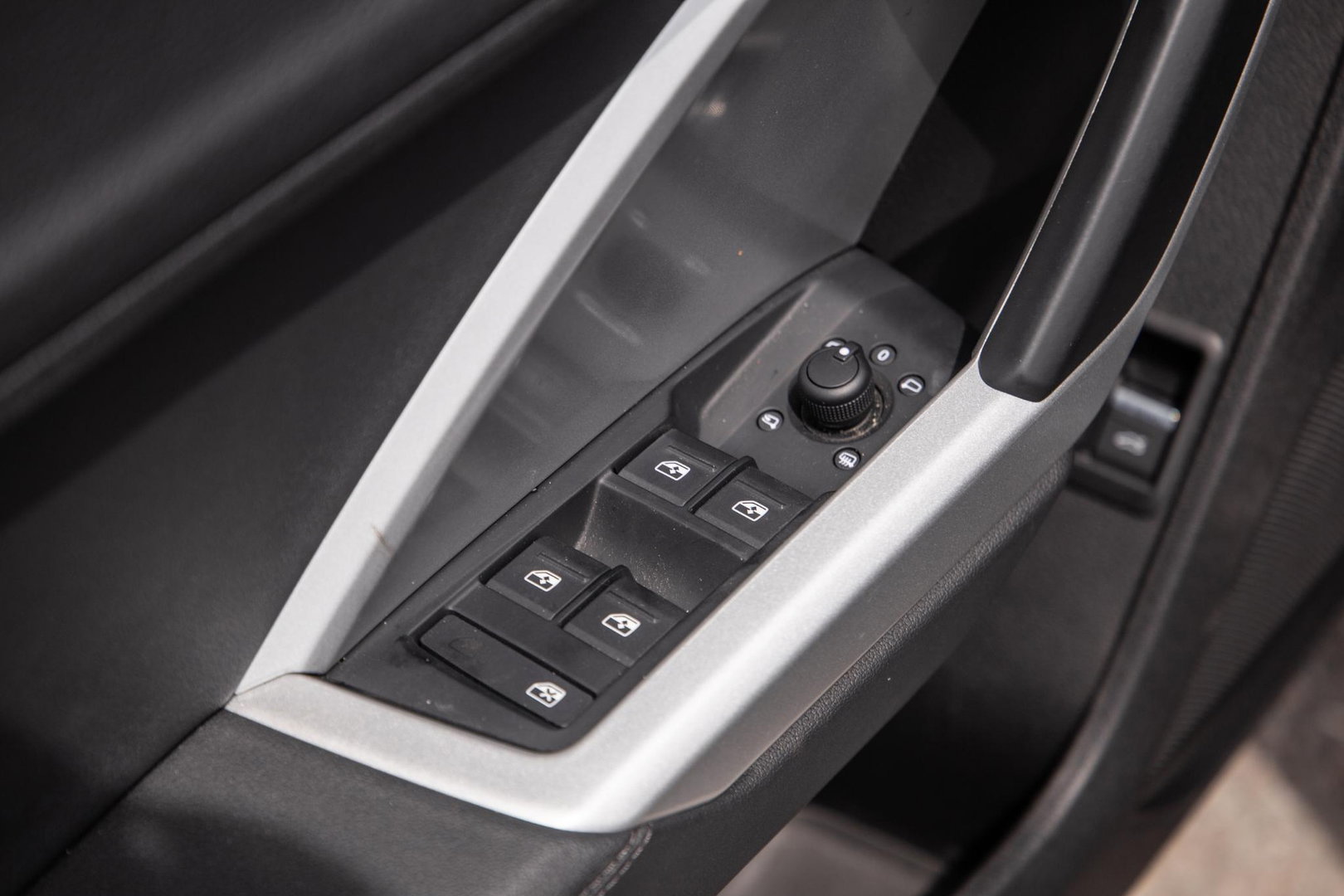 Audi Q3 Sportback 45 TFSI e Edition ADAPTIVE CRUISE  / CARPLAY / DEALER ONDERHOUDEN / AUTOMAAT
