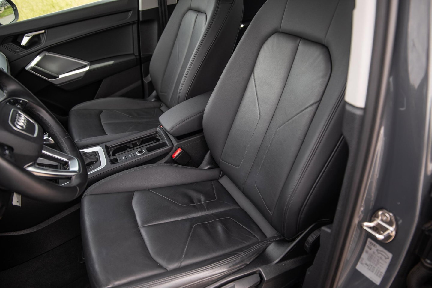 Audi Q3 Sportback 45 TFSI e Edition ADAPTIVE CRUISE  / CARPLAY / DEALER ONDERHOUDEN / AUTOMAAT