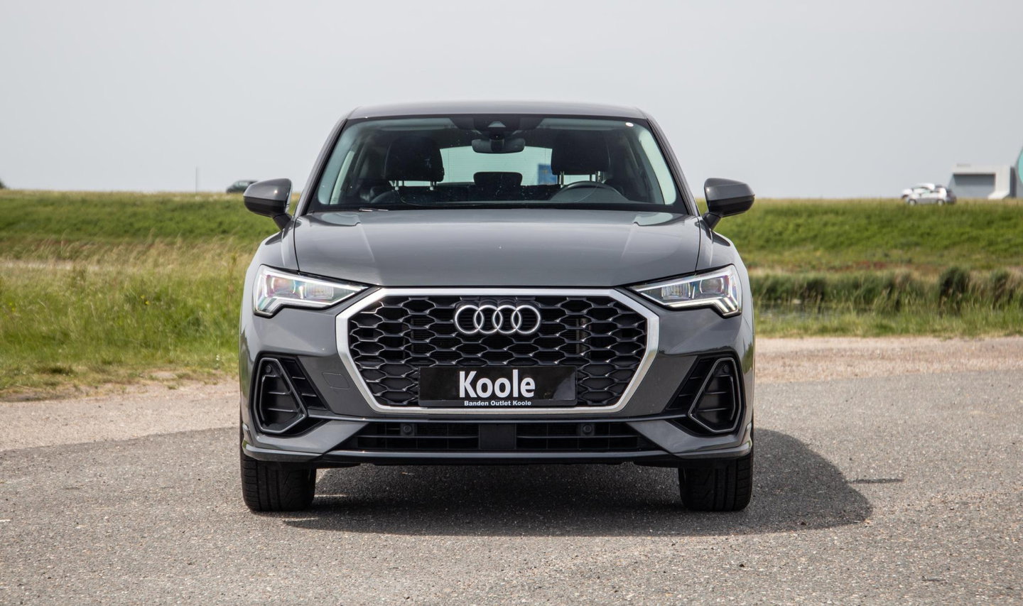Audi Q3 Sportback 45 TFSI e Edition ADAPTIVE CRUISE  / CARPLAY / DEALER ONDERHOUDEN / AUTOMAAT
