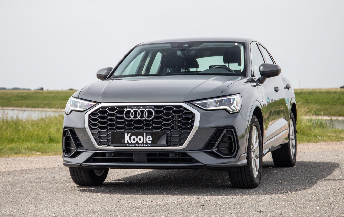 Audi Q3 Sportback 45 TFSI e Edition ADAPTIVE CRUISE  / CARPLAY / DEALER ONDERHOUDEN / AUTOMAAT