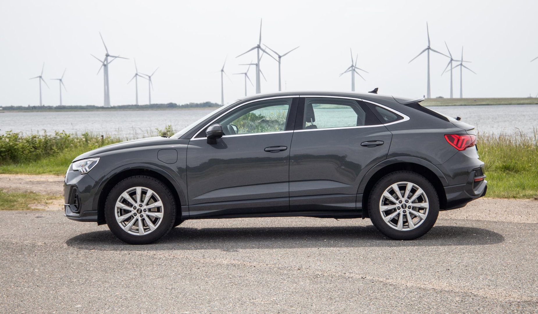 Audi Q3 Sportback 45 TFSI e Edition ADAPTIVE CRUISE  / CARPLAY / DEALER ONDERHOUDEN / AUTOMAAT