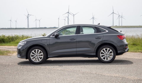 Audi Q3 Sportback 45 TFSI e Edition ADAPTIVE CRUISE  / CARPLAY / DEALER ONDERHOUDEN / AUTOMAAT