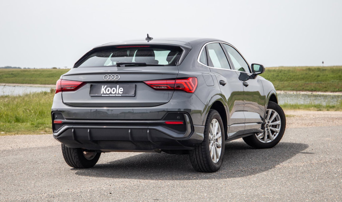 Audi Q3 Sportback 45 TFSI e Edition ADAPTIVE CRUISE  / CARPLAY / DEALER ONDERHOUDEN / AUTOMAAT