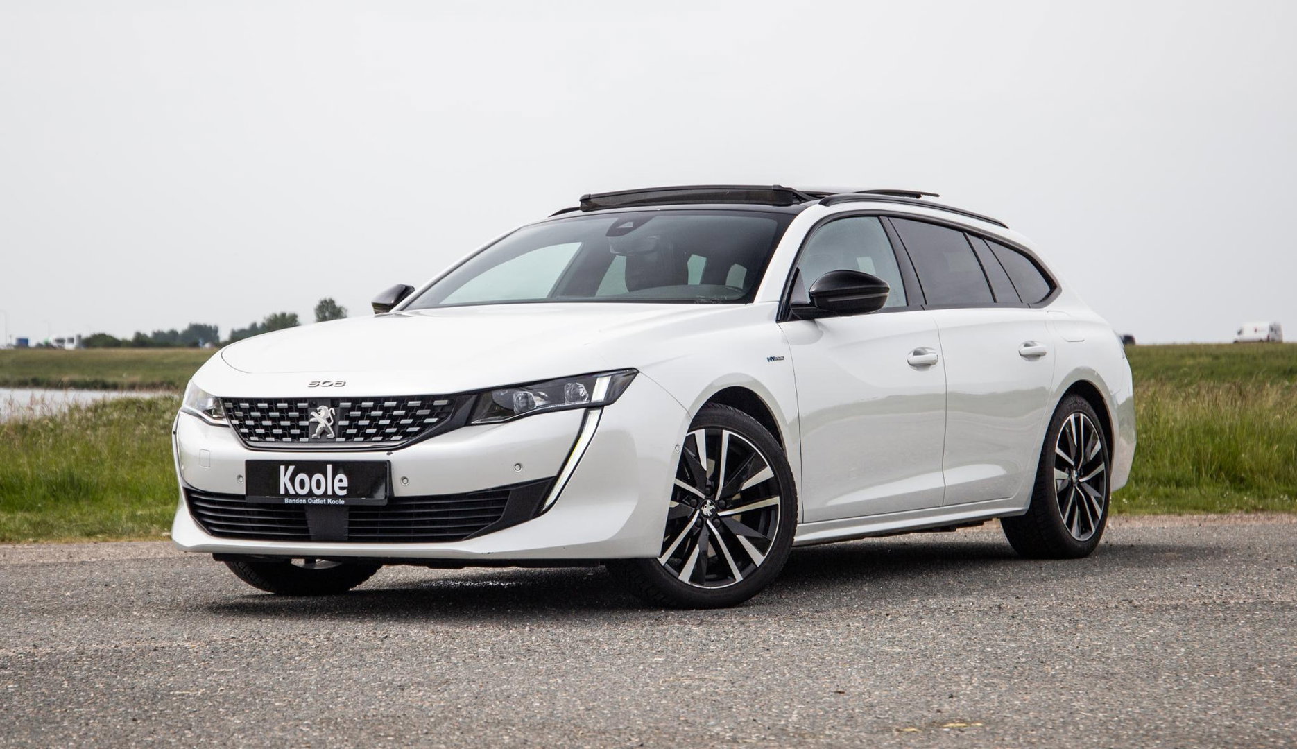 Peugeot 508 1.6 PureTech Blue Lease GT PANORAMA DAK / LEDER / DEALER ONDERHOUDEN / LED