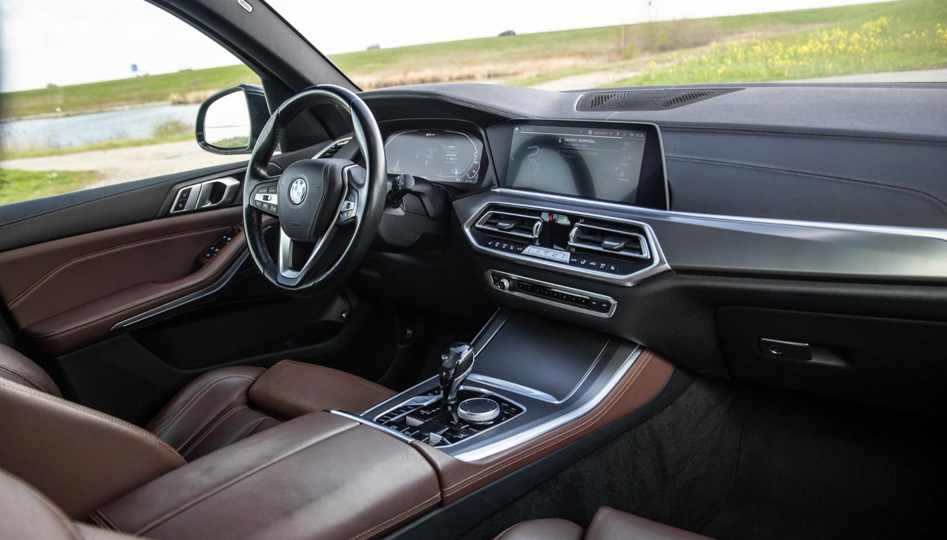 BMW X5 xDrive45e Executive 360 CAMERA / BRUIN LEER / LED / KEYLESS / STOELVERWARMING / LEER