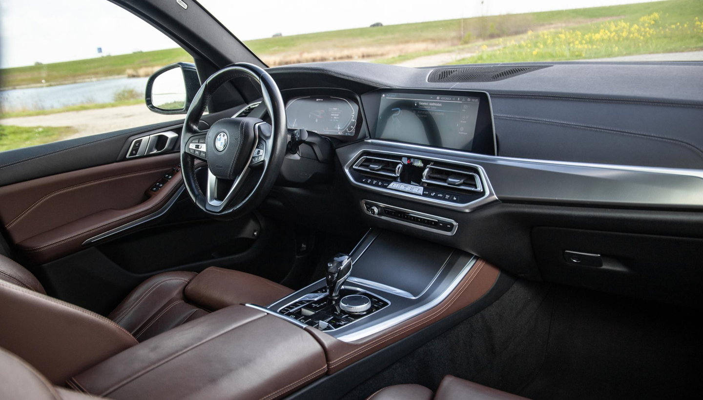 BMW X5 xDrive45e Executive 360 CAMERA / BRUIN LEER / LED / KEYLESS / STOELVERWARMING / LEER