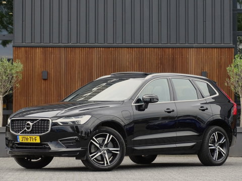 Volvo XC60 T8 408PK AWD / R-Design / LED