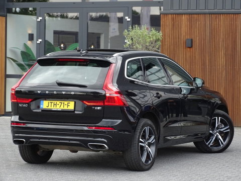 Volvo XC60 T8 408PK AWD / R-Design / LED