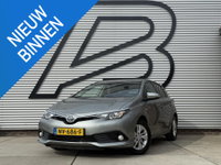 Toyota Auris - 1.8 Hybrid Lease Pro 2e Eigenaar|Navi|Clima|Cruise|Camera|Trekhaak|Elek ramen|APK tot 02-2027