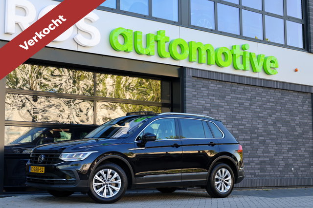 Volkswagen Tiguan - 1.5 TSI Life Business | NAP! | PANO | MASSAGE | STOEL/STUURVERW | KEYLESS | ELEK TREKHAAK | ACC |
