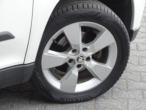 Škoda Yeti 1.4 TSI 123PK Elegance DSG / RNS / luxe pakket
