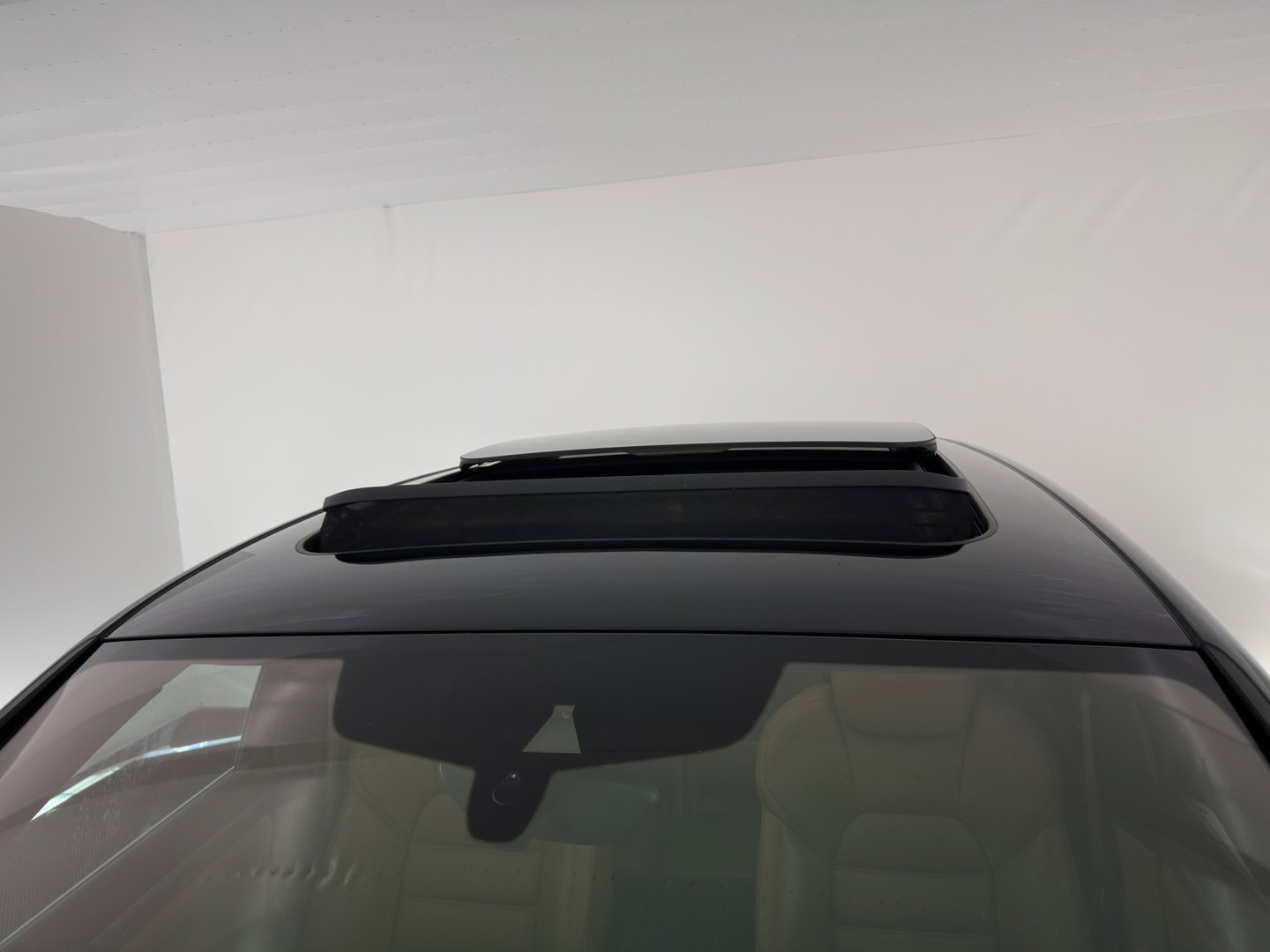 Porsche Cayenne 3.0 S E-Hybrid Aut. *PANO | SPORT-CHRONO | LEATHER | FULL-LED | BLINDSPOT | MEMORY-PACK | TOP-VIEW | BOSE-SOUND | KEYLESS | AIR-SUSPENSION | HEATED-SPORTSEATS | PRIVACY-GLASS | SHIFTPADDLES | DAB | 21''ALU
