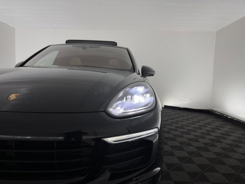 Porsche Cayenne 3.0 S E-Hybrid Aut. *PANO | SPORT-CHRONO | LEATHER | FULL-LED | BLINDSPOT | MEMORY-PACK | TOP-VIEW | BOSE-SOUND | KEYLESS | AIR-SUSPENSION | HEATED-SPORTSEATS | PRIVACY-GLASS | SHIFTPADDLES | DAB | 21''ALU