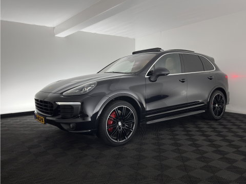 Porsche Cayenne 3.0 S E-Hybrid Aut. *PANO | SPORT-CHRONO | LEATHER | FULL-LED | BLINDSPOT | MEMORY-PACK | TOP-VIEW | BOSE-SOUND | KEYLESS | AIR-SUSPENSION | HEATED-SPORTSEATS | PRIVACY-GLASS | SHIFTPADDLES | DAB | 21''ALU