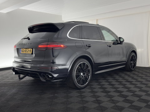 Porsche Cayenne 3.0 S E-Hybrid Aut. *PANO | SPORT-CHRONO | LEATHER | FULL-LED | BLINDSPOT | MEMORY-PACK | TOP-VIEW | BOSE-SOUND | KEYLESS | AIR-SUSPENSION | HEATED-SPORTSEATS | PRIVACY-GLASS | SHIFTPADDLES | DAB | 21''ALU