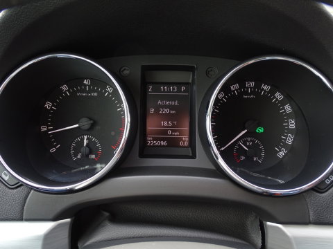 Škoda Yeti 1.4 TSI 123PK Elegance DSG / RNS / luxe pakket