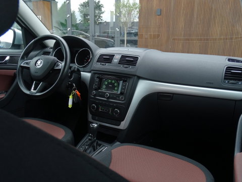 Škoda Yeti 1.4 TSI 123PK Elegance DSG / RNS / luxe pakket