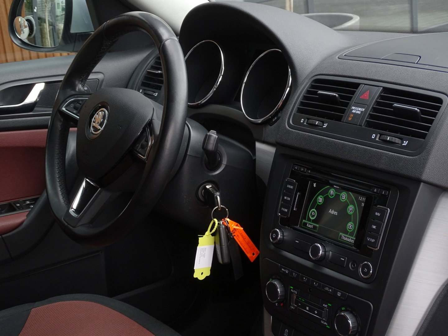 Škoda Yeti 1.4 TSI 123PK Elegance DSG / RNS / luxe pakket