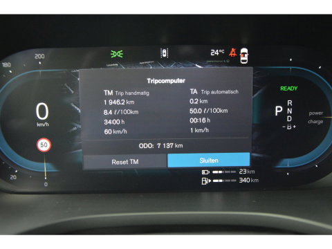 Volvo XC60 Hybride AWD Plus Black Edition | Luchtvering | Bowers & Wilkins | Panoramadak | 360° Camera | Stoel + Stuur Verwarmd |
