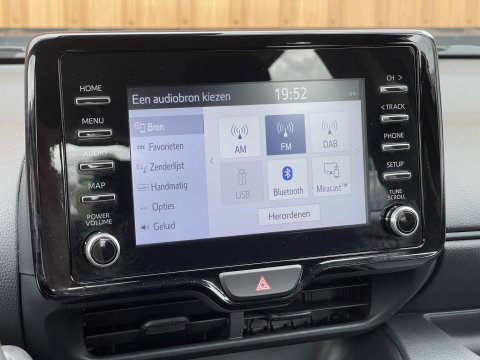 Mazda 2 Hybrid 1.5 Pure | Automaat | Lane Assist | DAB | Bluetooth | Aircondtioning | Cruise Control |