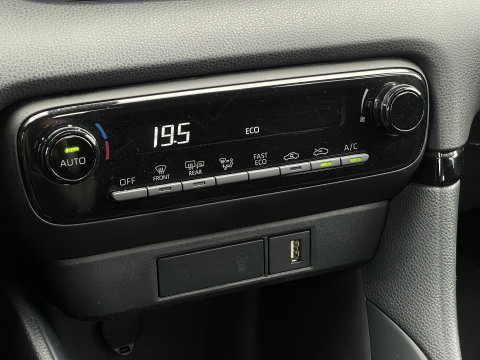 Mazda 2 Hybrid 1.5 Pure | Automaat | Lane Assist | DAB | Bluetooth | Aircondtioning | Cruise Control |